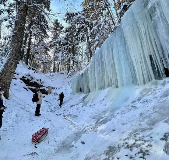 Maritime Detours - Hiking & Snowshoeing Tours