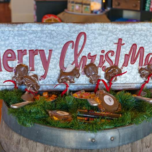 Four Ways to Shop Small This Holiday