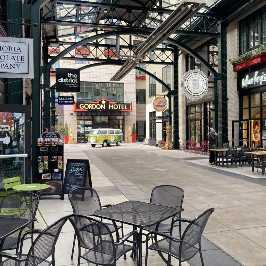 5th Street Market Alley