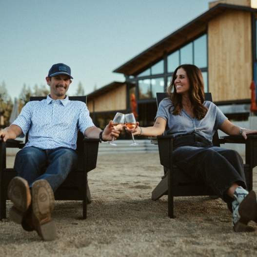 Apona Vineyards