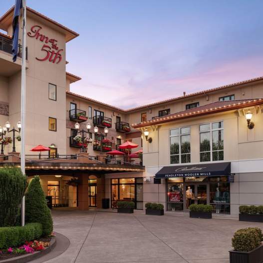 Inn at the 5th