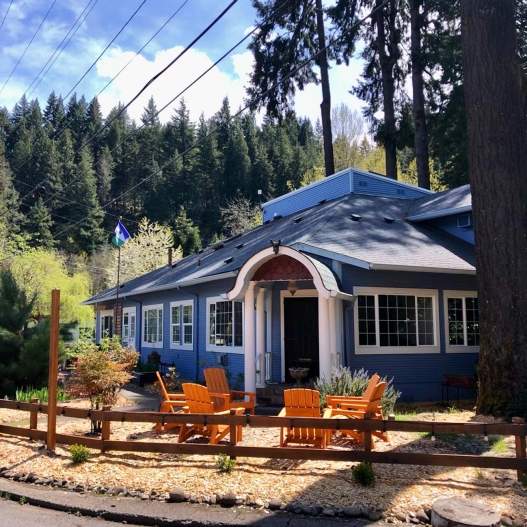 Westfir Lodge & Mountain Market