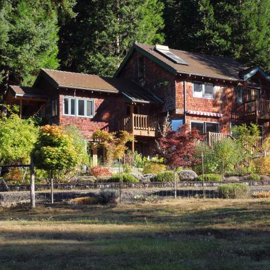 Lily of the Field Bed & Breakfast