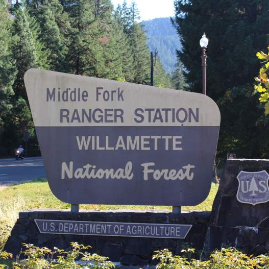 Middle Fork Ranger Station