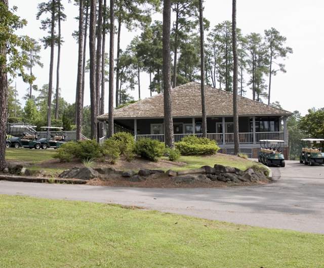 Golf-King's Grant Golf Club