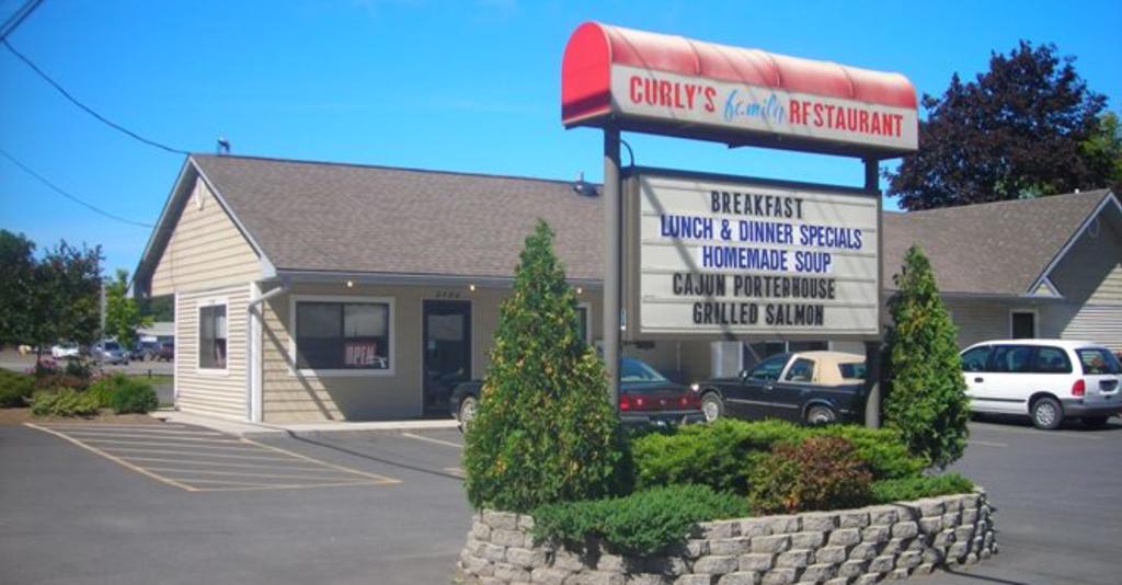 Curlys_Family_Restaurant_Building