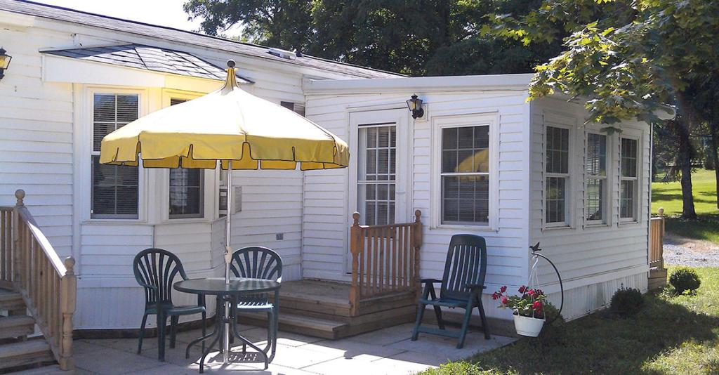 Seneca West Cottages - Cottage Exterior