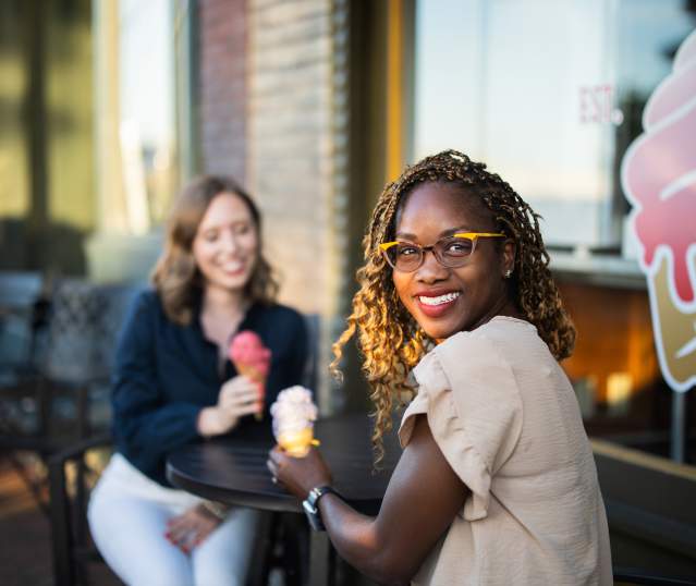 forever-sweet-creamery-outdoor-seating