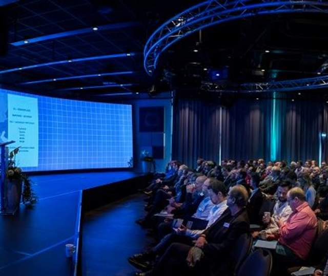 Bilde fra innsiden av Smart Innovation Arena