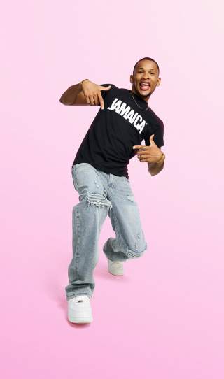 Jordan Thompson - Sports Lover - Summer Vibes Influencer