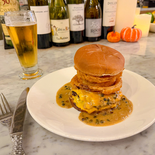 Burgers & Happy Hours: Milwaukee’s Perfect Pair