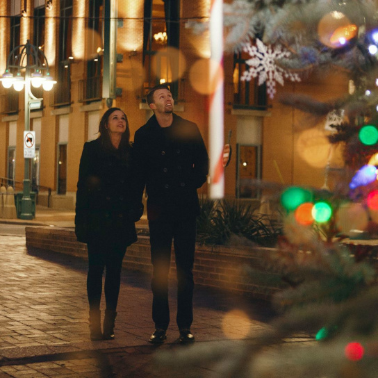 11 Places to See Holiday Lights in Milwaukee