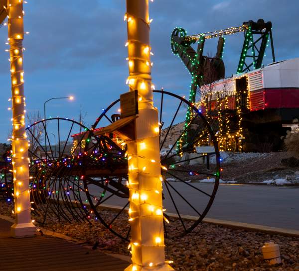 FH: Lights at the Homestead