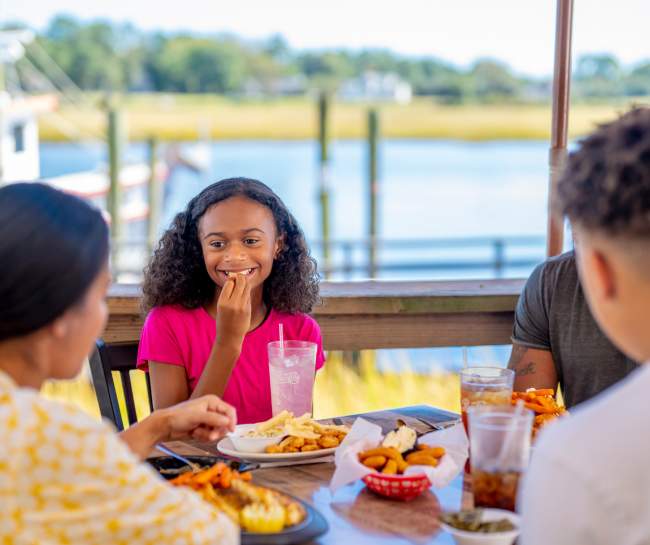 The Perfect 3-Day Brunswick Islands Itinerary (What to Do, Eat, & See)