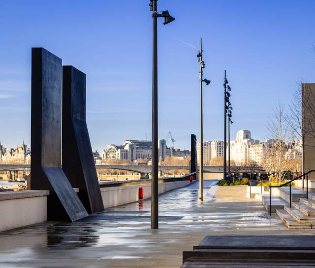 Bazalgette Embankment, Blackfriars