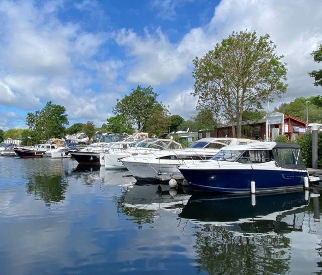 Bray Marine Sales, Bray Marina