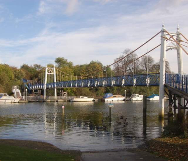 Suspension Bridge over the Thames at Teddington Lock