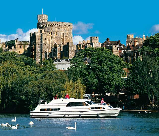 Le Boat, Windsor Castle