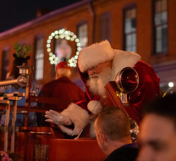 Light Up Downtown 2025