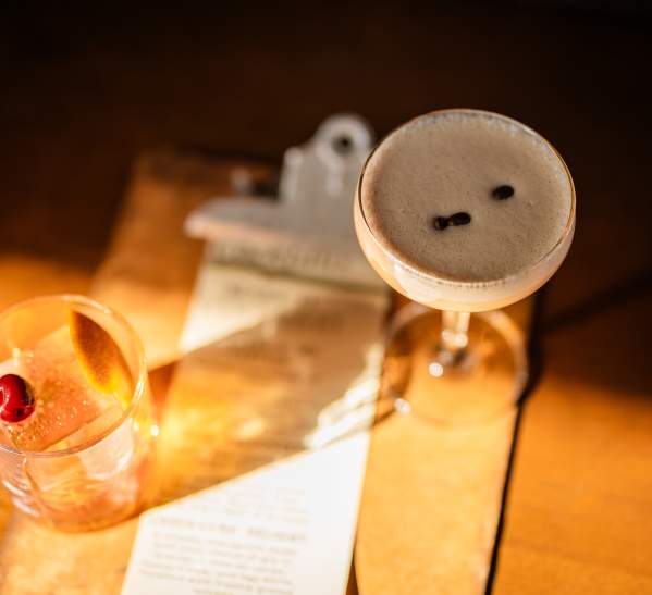 Where to Celebrate National Cocktail Day in Elizabethtown: Top Spots for a Perfect Drink
