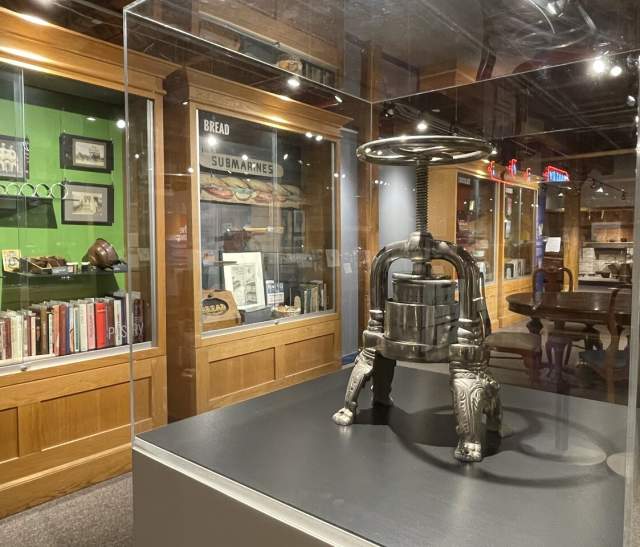 JWU Culinary Arts Museum – Tour & Lunch