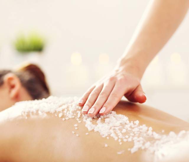 Seasonal Specials at Skyline Spa & Health Club