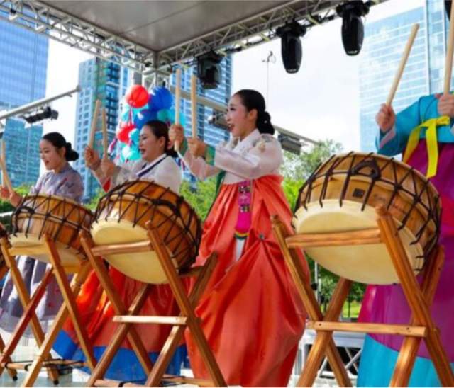 Houston First Celebrates AANHPI Heritage Month at Avenida Houston