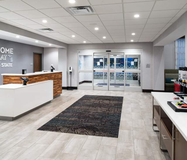 Hotel Page