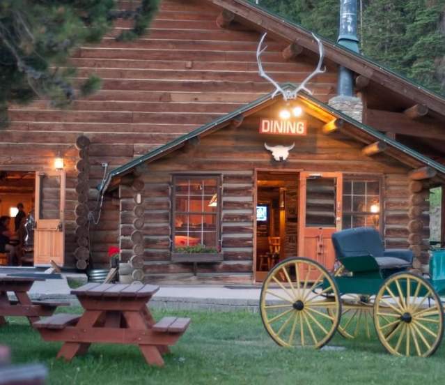 320 Guest Ranch