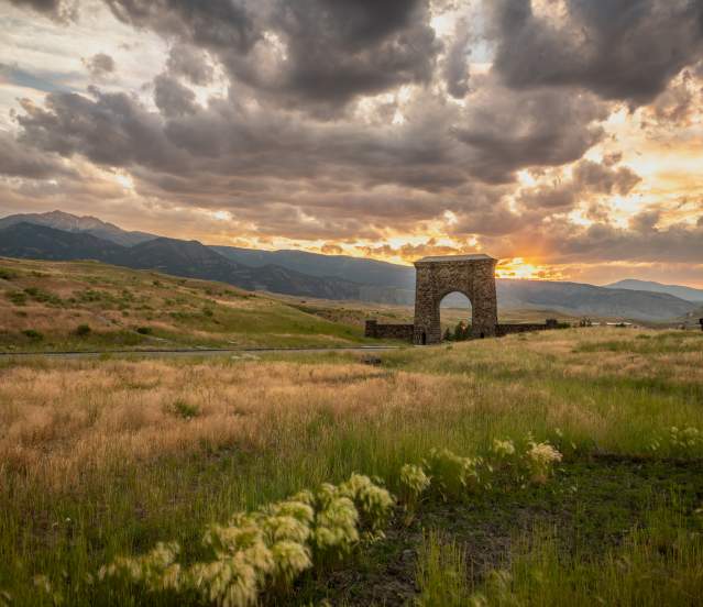 Roosevelt Arch in Yellowstone