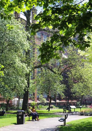 Top 10 tips to Visit Manchester Well