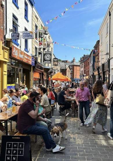 An Independent Guide to Stockport