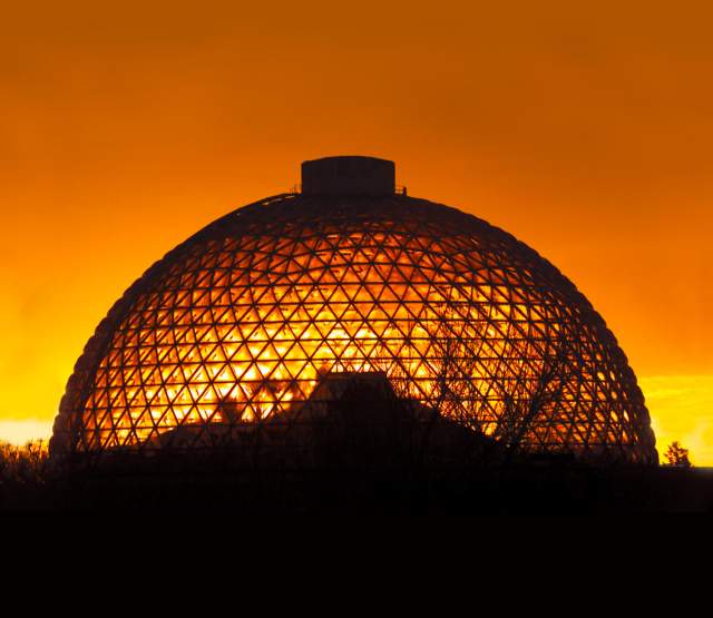Omaha's Henry Doorly Zoo - Desert Dome