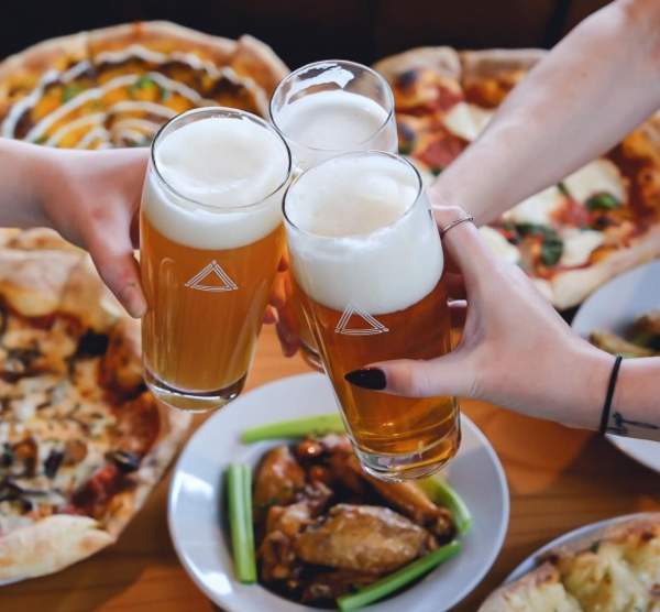 Your Guide to Happy Hour Specials in Downtown Richmond