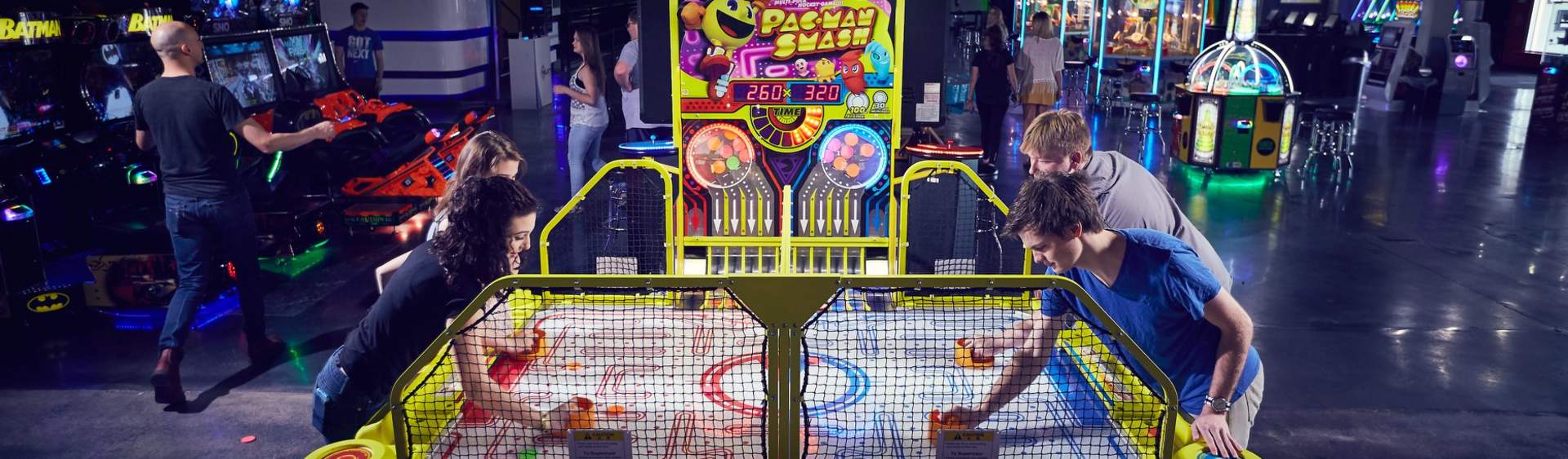 Scene75_Air_Hockey_20a56635-