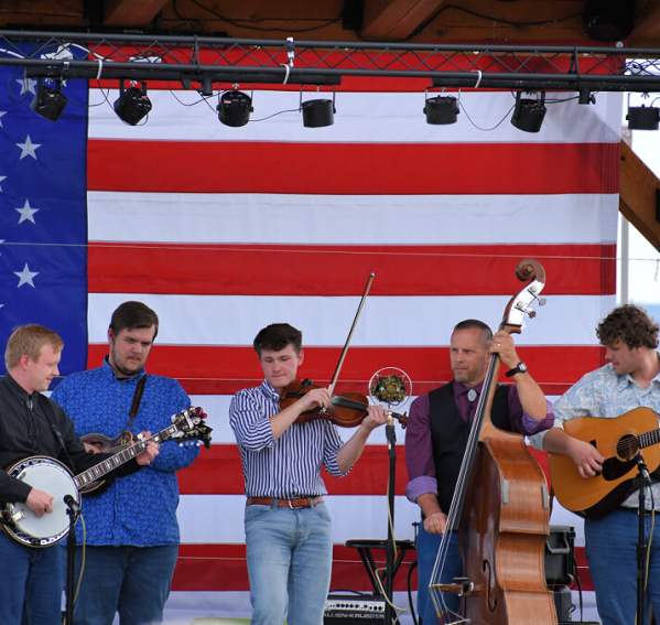 Pickin' in The Rockies