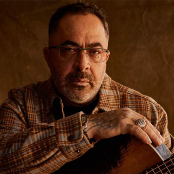 Aaron Lewis and the Stateliners