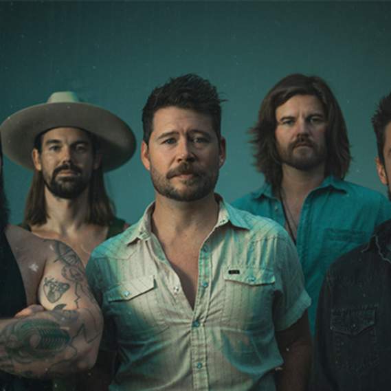Shane Smith & The Saints