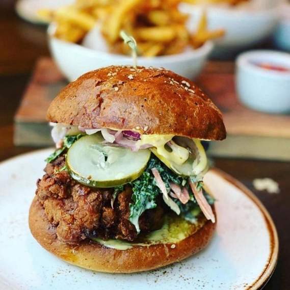 Happy Hour at Fixe Southern House