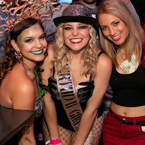 Halloween Bar Crawls 2025 - Fort Worth TX