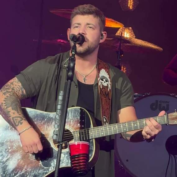 Kameron Marlowe at Billy Bobs