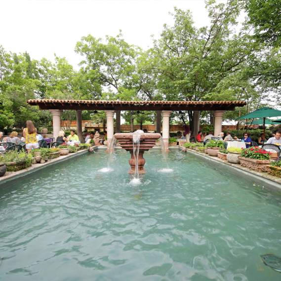 Joe T. Garcia's Mexican Restaurant