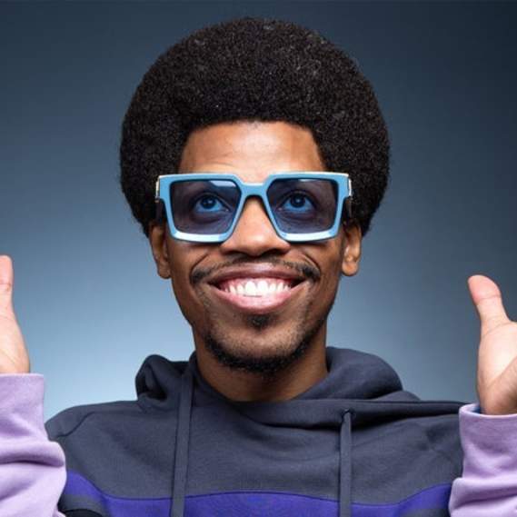 Mike E. Winfield at Hyena's Comedy Night Club - Fort Worth