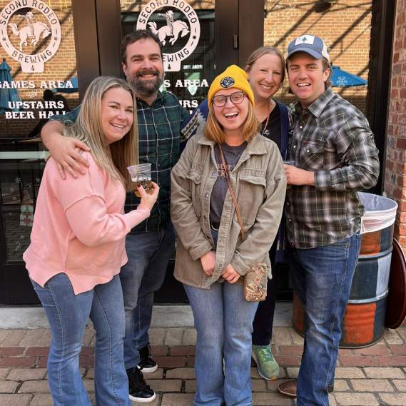 Fort Worth Crawling - Cowboy Pub Crawl