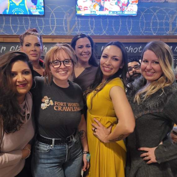 Fort Worth Crawling - Cowboy Pub Crawl