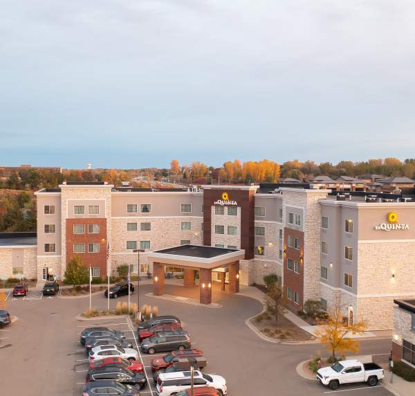 La Quinta Inn & Suites by Wyndham St. Paul-Woodbury