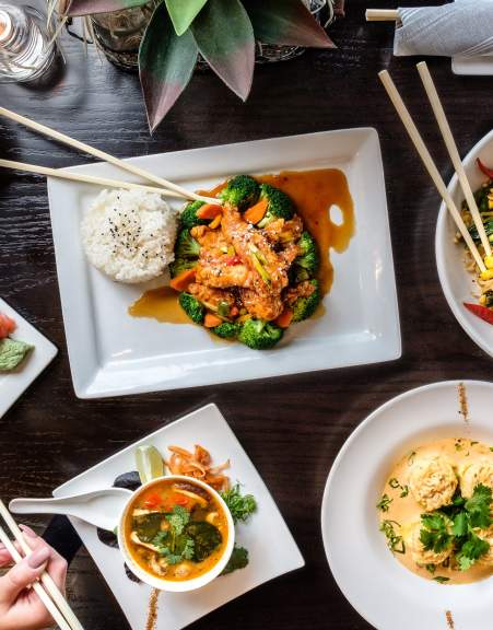 Mikimoto's Asian Grill & Sushi Bar