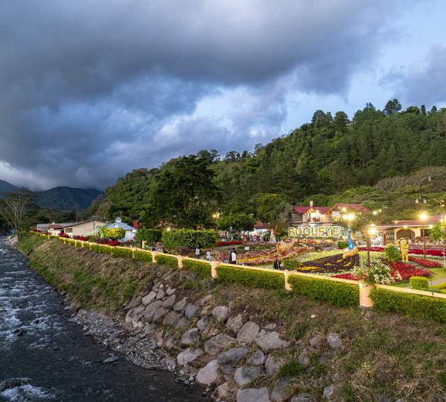 Boquete, the town is famous for its beautiful, mountainous scenery, cool climate, and the Caldera River that runs through it. The area is known for its lush forests, coffee plantations, and various ecotourism activities.