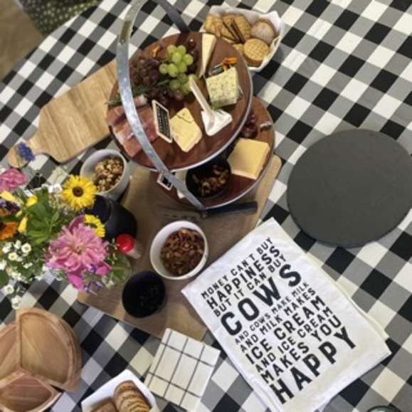 Day at the Farm: Picnic and Play