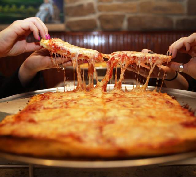 Arcaro & Genell_Pizza